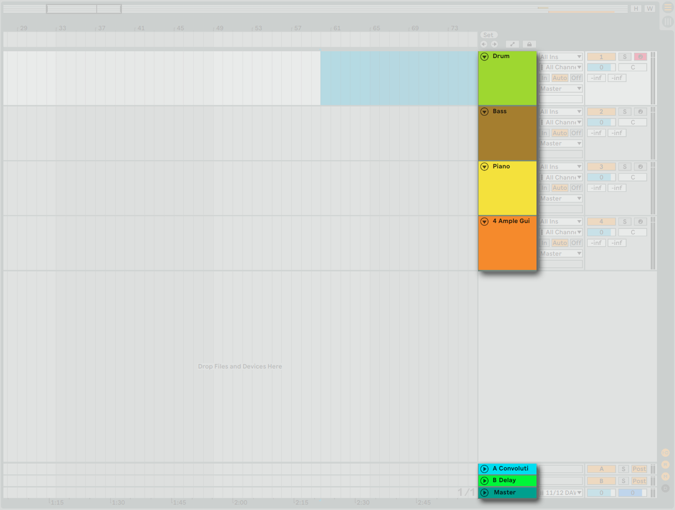 不同於 Logic Pro 以及 Studio One ，Ableton Live 的 Track Head 位於 Arrangement View 的右側。